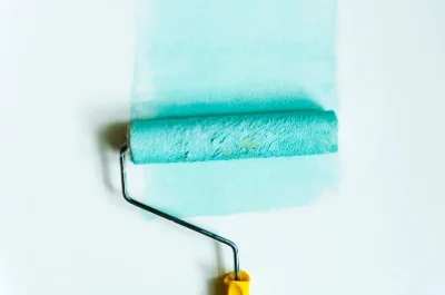 Peinture intérieure à Joncels — murs, plafonds et boiseries
